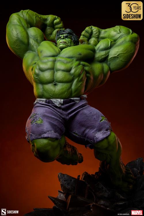 Marvel Premium Format Hulk (Classic) 1/4 Scale Statue Gallery Image 3