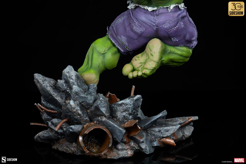 Marvel Premium Format Hulk (Classic) 1/4 Scale Statue Gallery Image 12