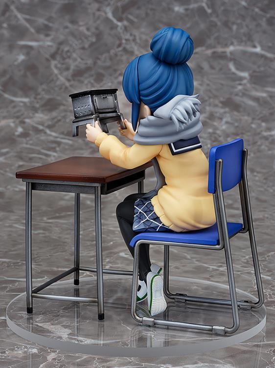Laid-Back Camp Rin Shima (Look What I Bought Ver.) 1/7 Scale Figure Gallery Image 6