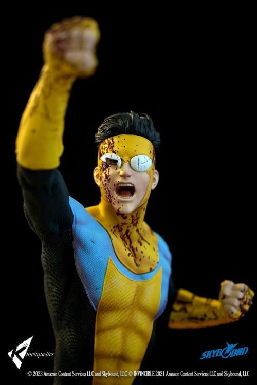 Invincible Mark Grayson 1/4 Scale Statue Gallery Image 12