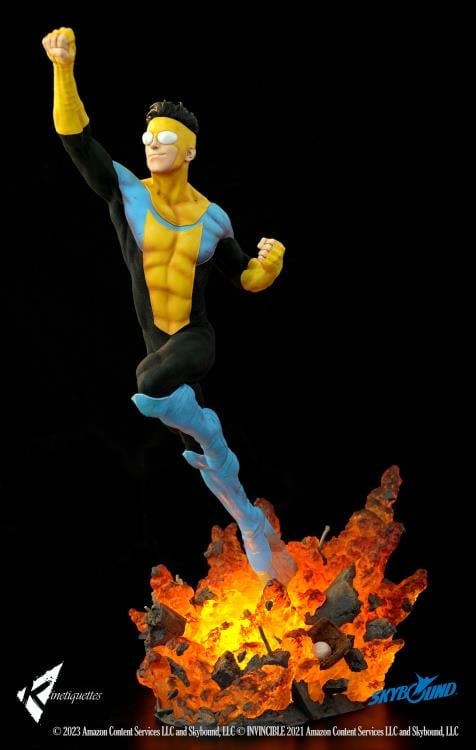 Invincible Mark Grayson 1/4 Scale Statue Gallery Image 4