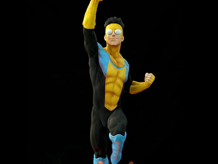 Invincible Mark Grayson 1/4 Scale Statue Gallery Image 1