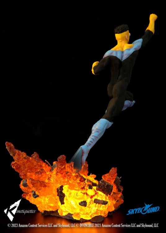 Invincible Mark Grayson 1/4 Scale Statue Gallery Image 8