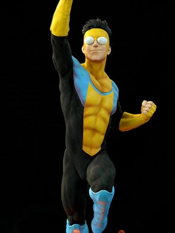 Invincible Mark Grayson 1/4 Scale Statue Gallery Image 2