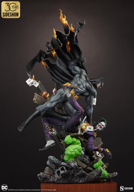 DC Comics Premium Format Batman vs The Joker: Eternal Enemies Statue Gallery Image 4