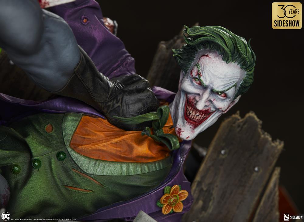 DC Comics Premium Format Batman vs The Joker: Eternal Enemies Statue Gallery Image 9
