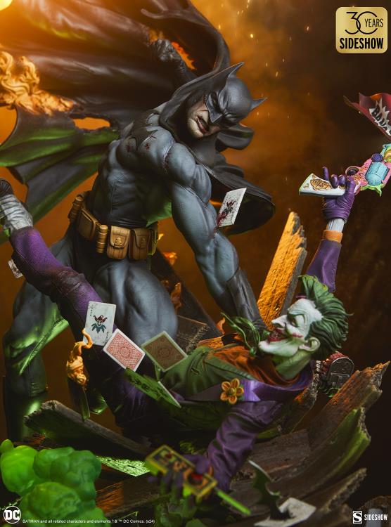 DC Comics Premium Format Batman vs The Joker: Eternal Enemies Statue Gallery Image 19