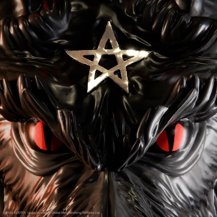 Slayer ULTIMATES! Minotaur (Black Magic) Action Figure Gallery Image 6