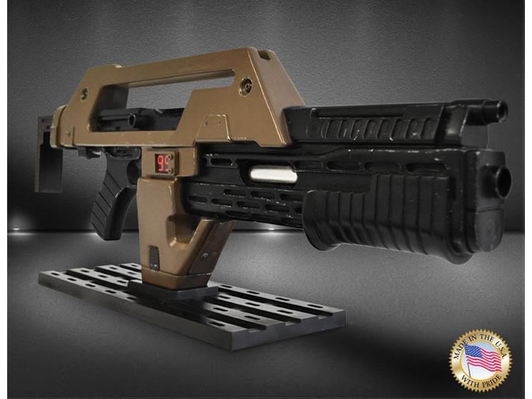 Aliens Stunt M41A1 Pulse Rifle Prop Replica (Brown Bess Weathered) Gallery Image 3