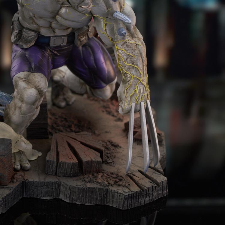 Marvel Premier Collection Weapon Hulk 1/7 Scale Limited Edition Statue Gallery Image 11