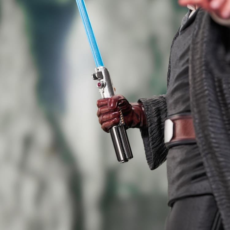 Star Wars: The Last Jedi Milestones Luke Skywalker (Crait) 1/6 Scale Limited Edition Statue Gallery Image 11