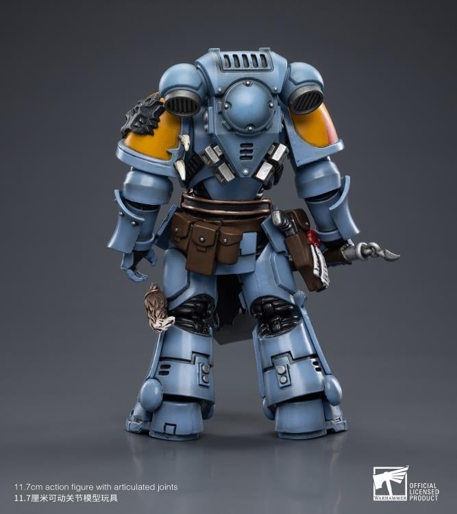 Warhammer 40K Space Wolves Claw Pack Sigyrr Stoneshield 1/18 Scale Action Figure (Reissue) Gallery Image 7