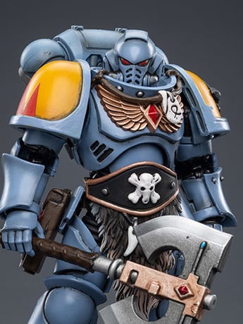 Warhammer 40K Space Wolves Claw Pack Sigyrr Stoneshield 1/18 Scale Action Figure (Reissue) Gallery Image 2