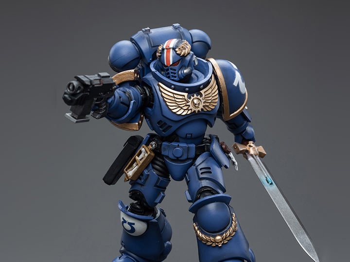 Warhammer 40K Ultramarines Primaris Lieutenant Argaranthe 1/18 Scale Action Figure (Reissue) Gallery Image 1