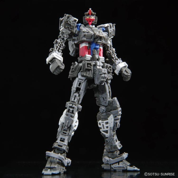 Mobile Suit Gundam RG RX-78-2 Gundam (Ver.2.0) 1/144 Scale Model Kit Gallery Image 10
