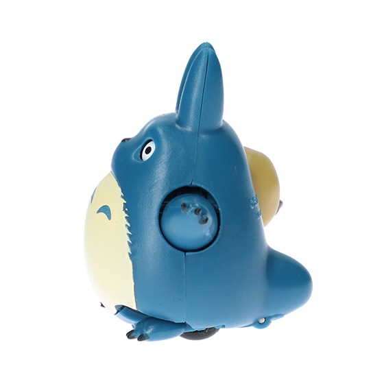 My Neighbor Totoro Pull Back Collection Medium Blue Totoro with Acorn Figure Gallery Image 3