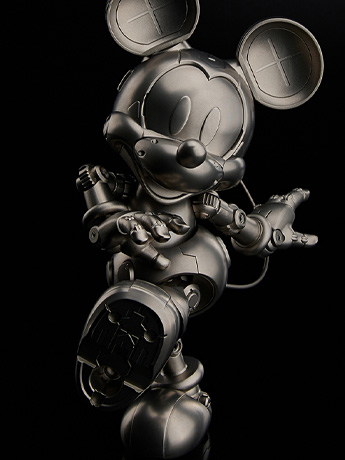 Disney 100th Anniversary Super Titanium Mickey Mouse Limited Edition Action Figure Gallery Image 2