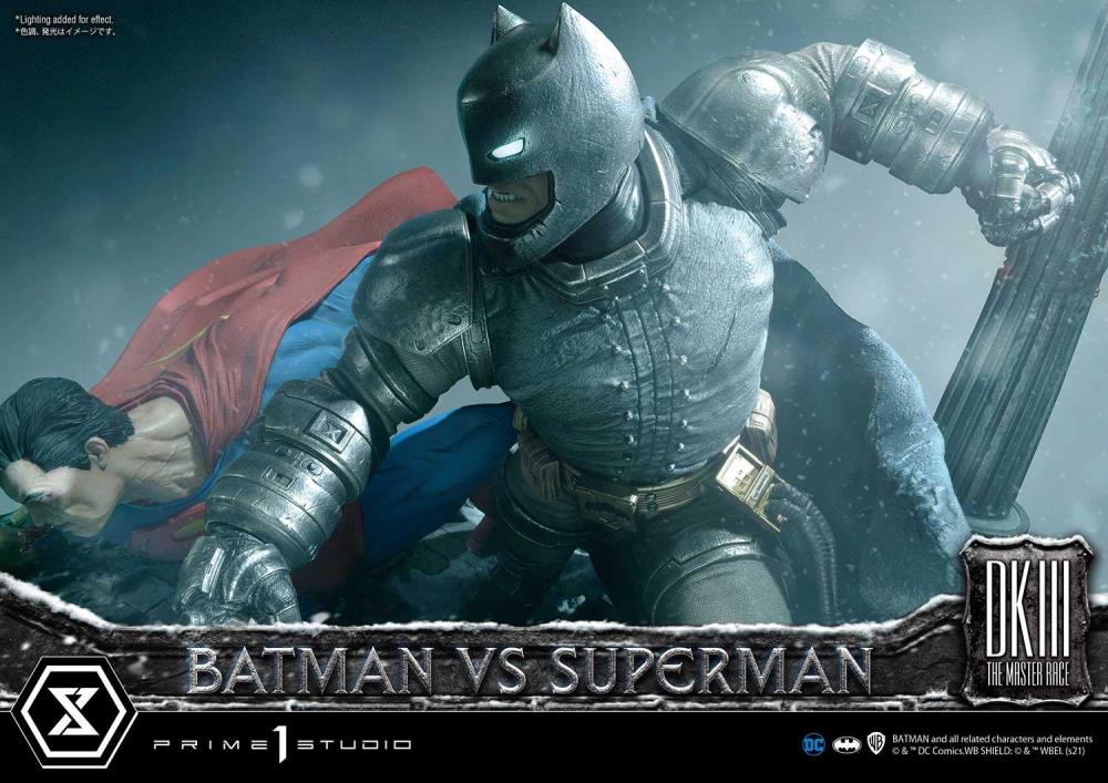 Batman: The Dark Knight Returns Ultimate Diorama Masterline Batman vs. Superman 1/3 Scale Statue Gallery Image 48