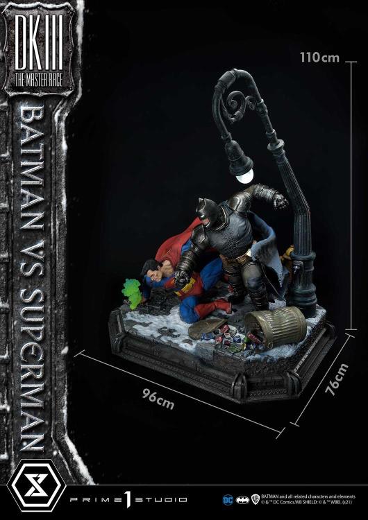 Batman: The Dark Knight Returns Ultimate Diorama Masterline Batman vs. Superman 1/3 Scale Statue Gallery Image 21