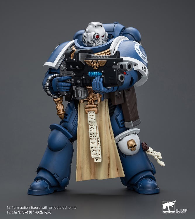 Warhammer 40K Ultramarines Sternguard Veteran with Combi-Plasma 1/18 Scale Action Figure Gallery Image 6