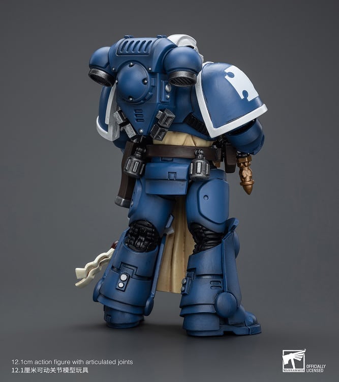 Warhammer 40K Ultramarines Sternguard Veteran with Combi-Plasma 1/18 Scale Action Figure Gallery Image 5