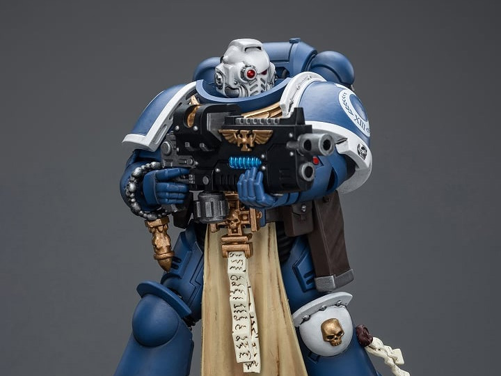 Warhammer 40K Ultramarines Sternguard Veteran with Combi-Plasma 1/18 Scale Action Figure Gallery Image 1