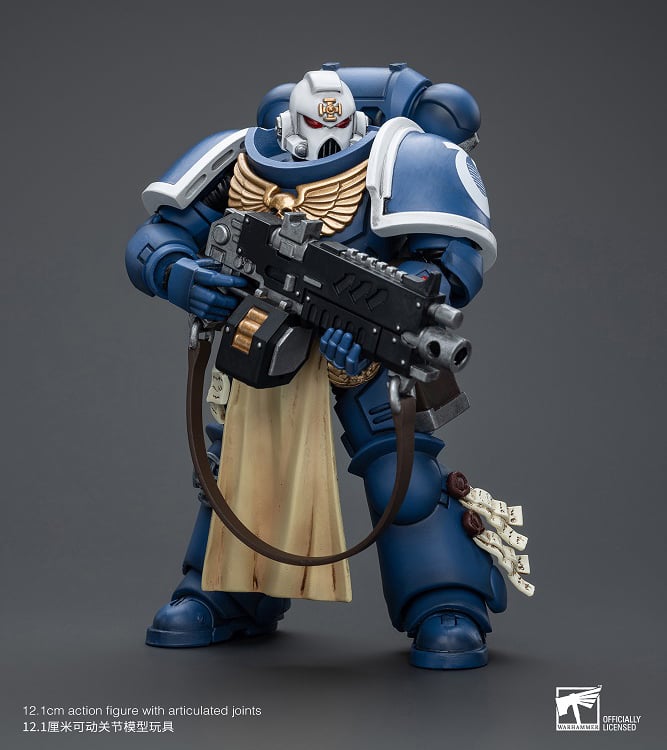 Warhammer 40K Ultramarines Sternguard Veteran with Auto Bolt Rifle 1/18 Scale Action Figure Gallery Image 4