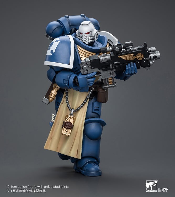 Warhammer 40K Ultramarines Sternguard Veteran with Bolt Rifle 1/18 Scale Action Figure Gallery Image 8