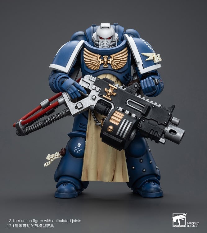 Warhammer 40K Ultramarines Sternguard Veteran with Heavy Bolter 1/18 Scale Action Figure Gallery Image 3