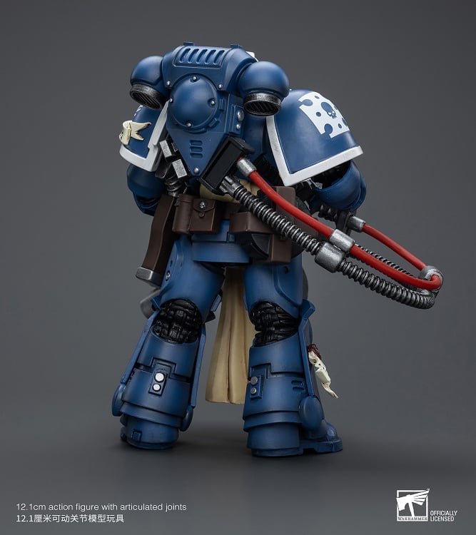 Warhammer 40K Ultramarines Sternguard Veteran with Heavy Bolter 1/18 Scale Action Figure Gallery Image 6