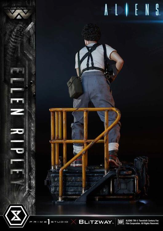 Aliens Ultimate Premium Masterline Ellen Ripley 1/4 Scale Limited Edition Statue (With Bonus) Gallery Image 5