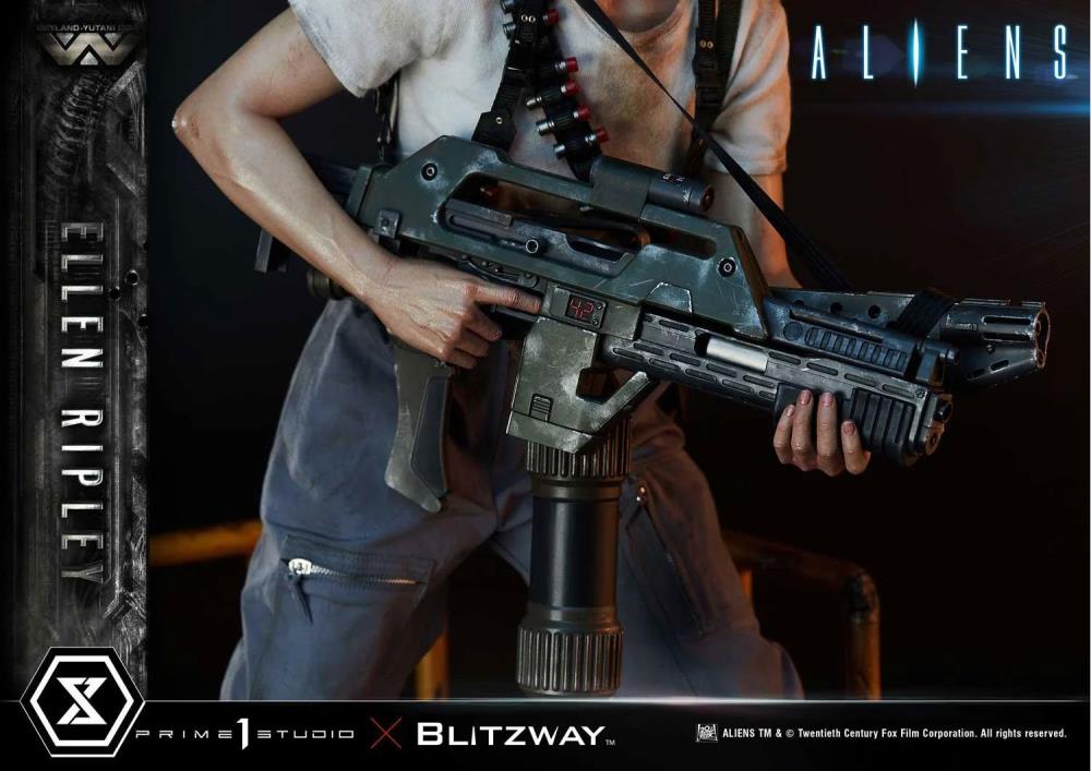 Aliens Ultimate Premium Masterline Ellen Ripley 1/4 Scale Limited Edition Statue (With Bonus) Gallery Image 12