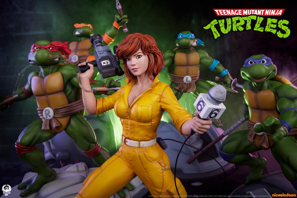 Teenage Mutant Ninja Turtles Premier Series April O'Neil 1/4 Scale Statue Gallery Image 32