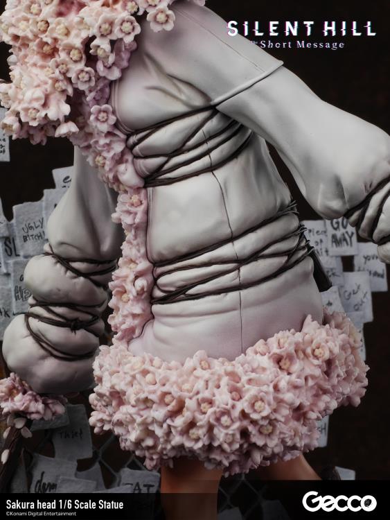 Silent Hill: The Short Message Sakura Head 1/6 Scale Statue Gallery Image 16