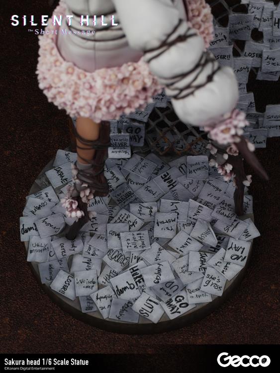Silent Hill: The Short Message Sakura Head 1/6 Scale Statue Gallery Image 26