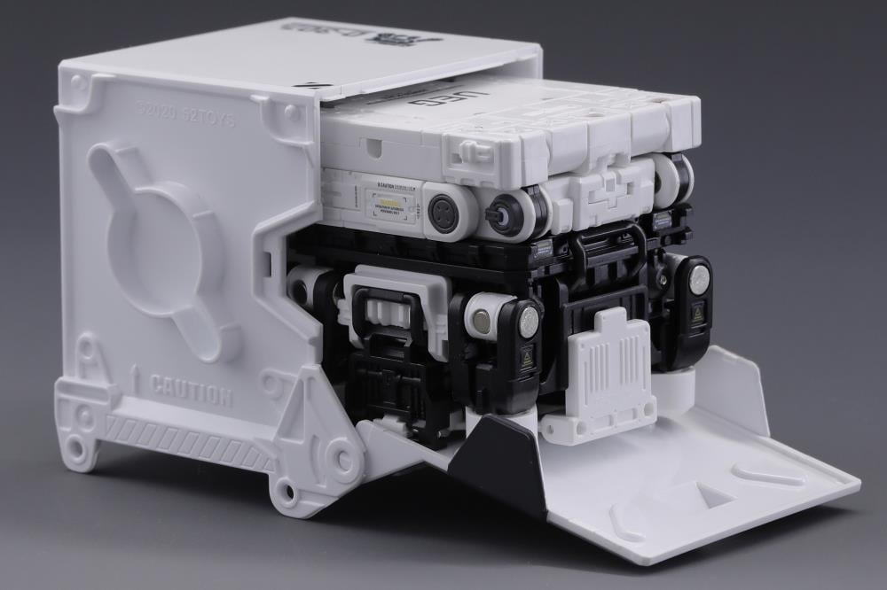The Wandering Earth II MegaBOX MB-26 Ben Ben Gallery Image 9