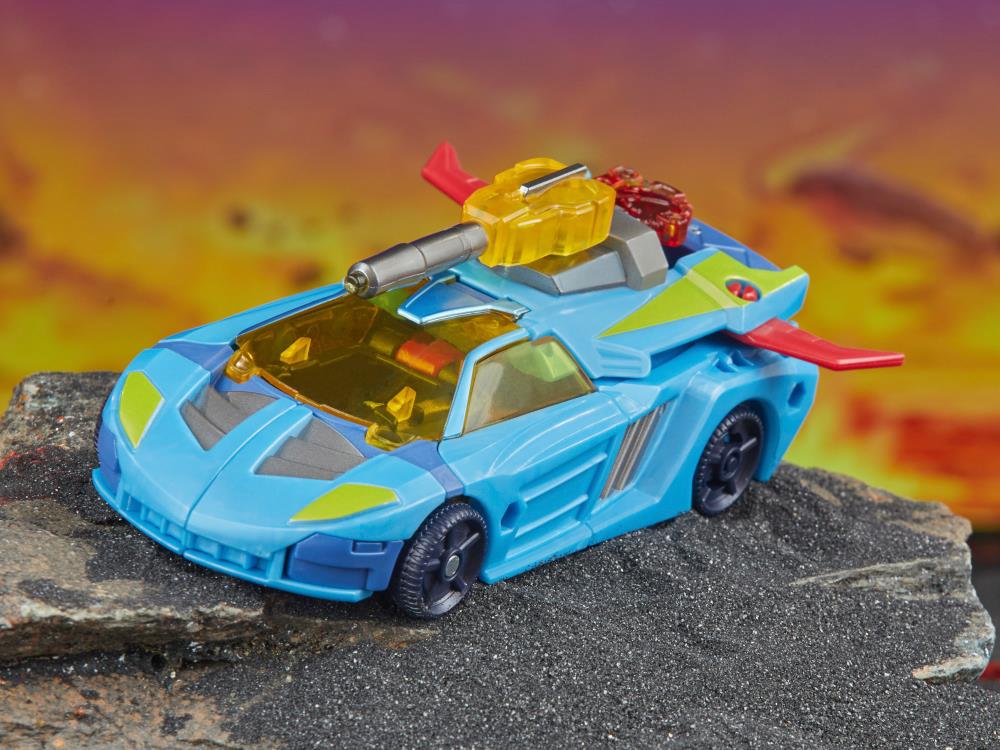 Transformers: Legacy United Deluxe Cybertron Universe Hot Shot Gallery Image 13