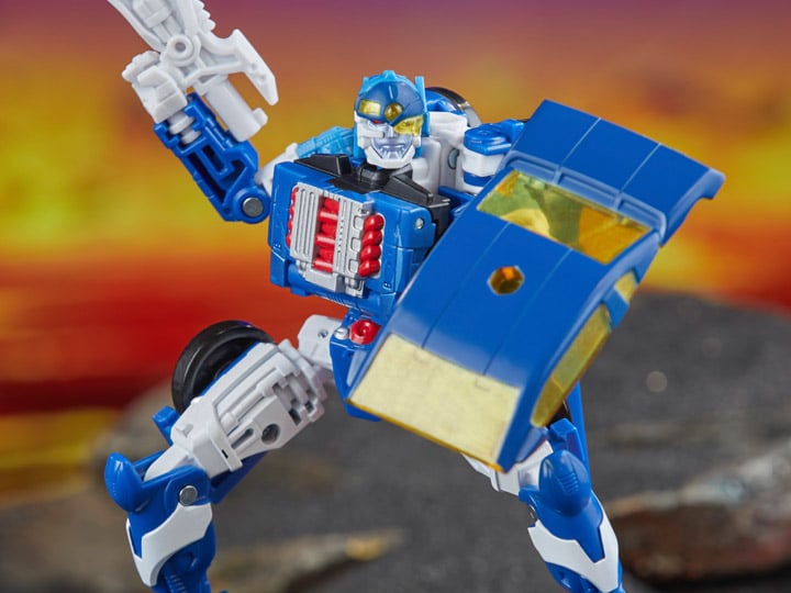 Transformers: Legacy United Deluxe Robots in Disguise 2001 Universe Autobot Side Burn Gallery Image 1