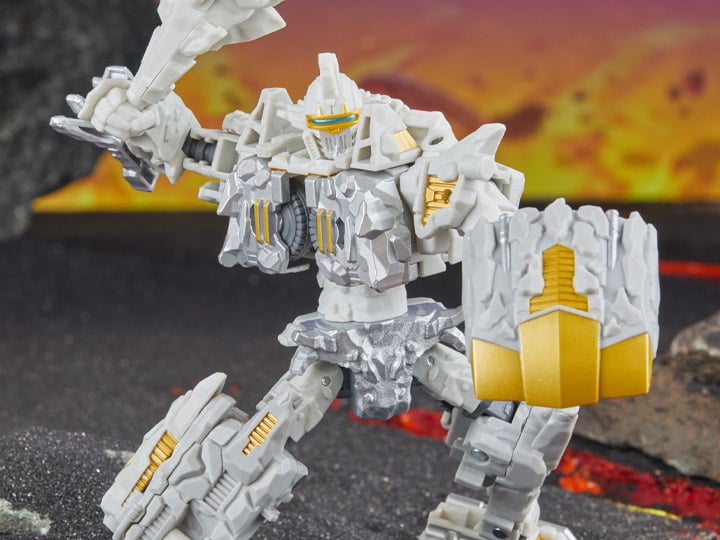 Transformers: Legacy United Deluxe Infernac Universe Nucleous Gallery Image 1