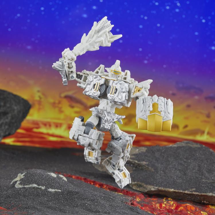 Transformers: Legacy United Deluxe Infernac Universe Nucleous Gallery Image 7