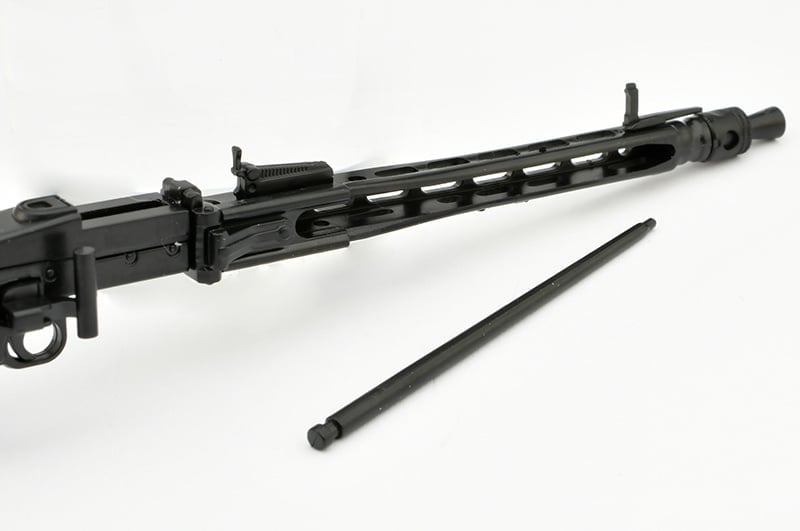 Little Armory LASW07 Strike Witches: Road to Berlin MG42S (Eila Ver.) 1/12 Scale Accessory Set Gallery Image 8