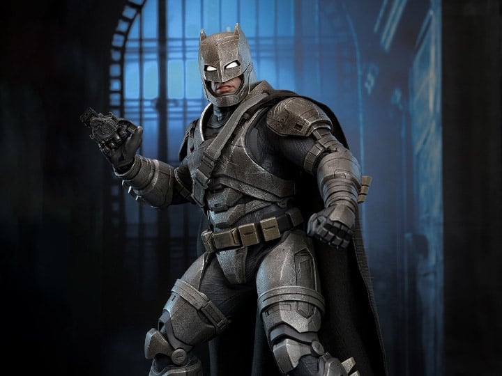 Batman v Superman: Dawn of Justice MMS742D62 Armored Batman (2.0) 1/6th Scale Collectible Figure Gallery Image 1