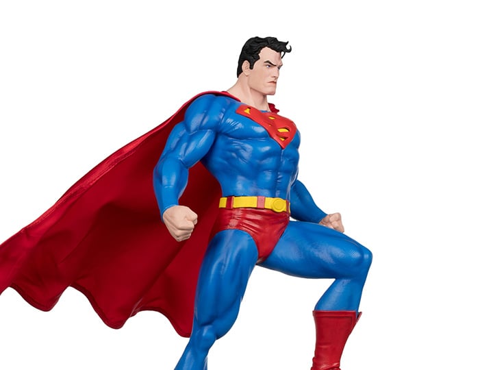 DC Comics Superman (Jim Lee) 1/6 Scale Statue (With Digital Code)