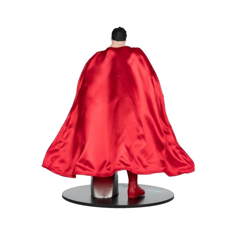 DC Comics Superman (Jim Lee) 1/6 Scale Statue (With Digital Code) Gallery Image 6