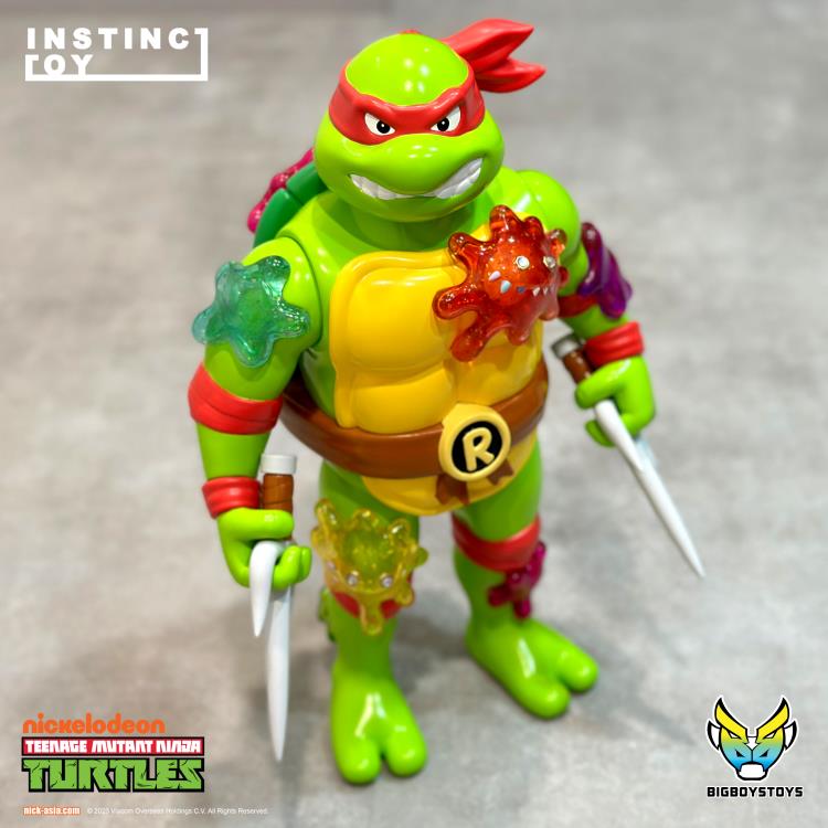 Teenage Mutant Ninja Turtles Raphael with Liquid Mutagen Figure