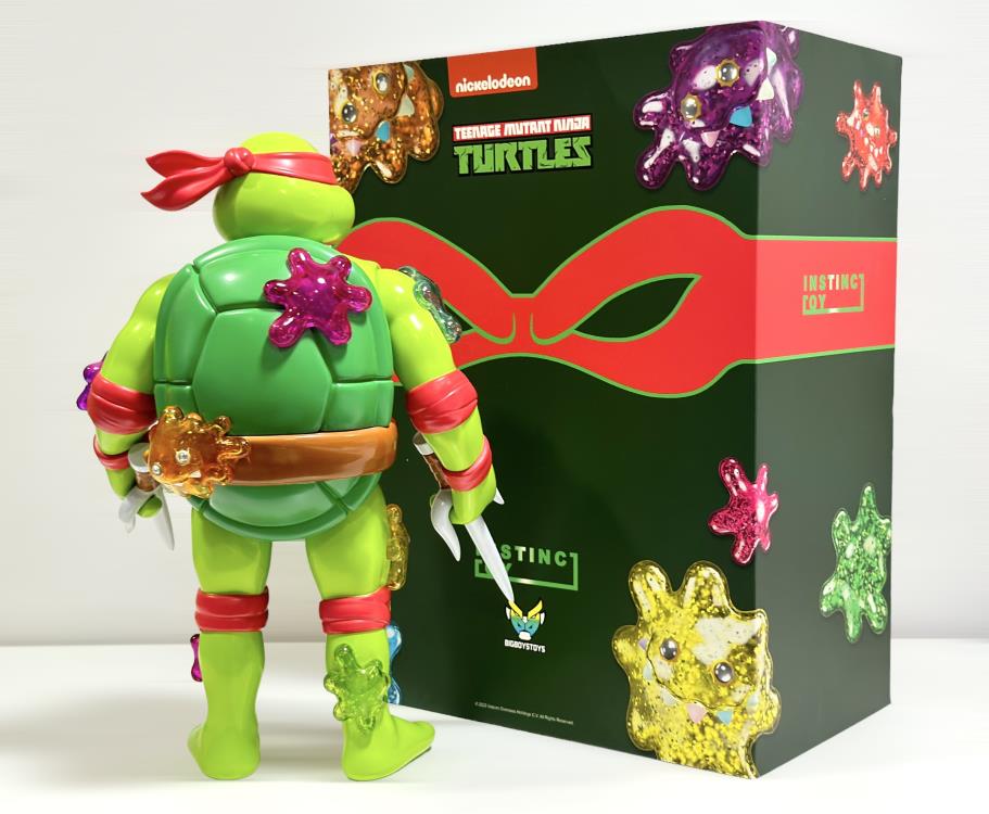 Teenage Mutant Ninja Turtles Raphael with Liquid Mutagen Figure