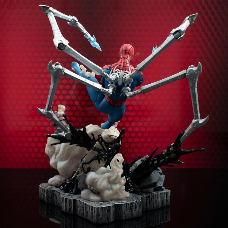 Marvel Gallery Gameverse Spider-Man 2 Spider-Man Deluxe Figure Diorama Gallery Image 5