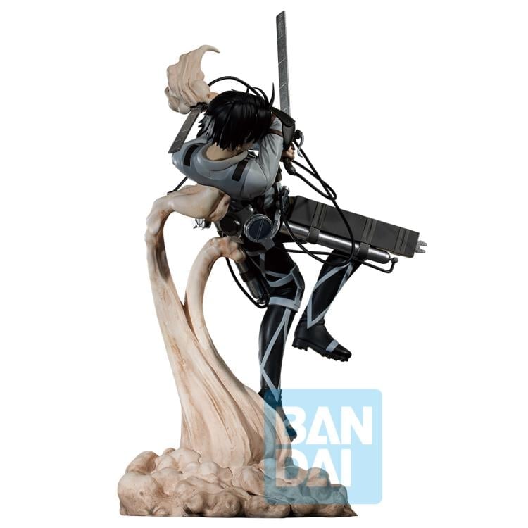 Attack on Titan Ichibansho Levi Ackermann (Rumbling) Figure