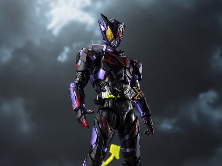 Kamen Rider Zero-One S.H.Figuarts Kamen Rider Horobi (Ark Scorpion) Final Battle Weapons Exclusive Action Figure Gallery Image 1