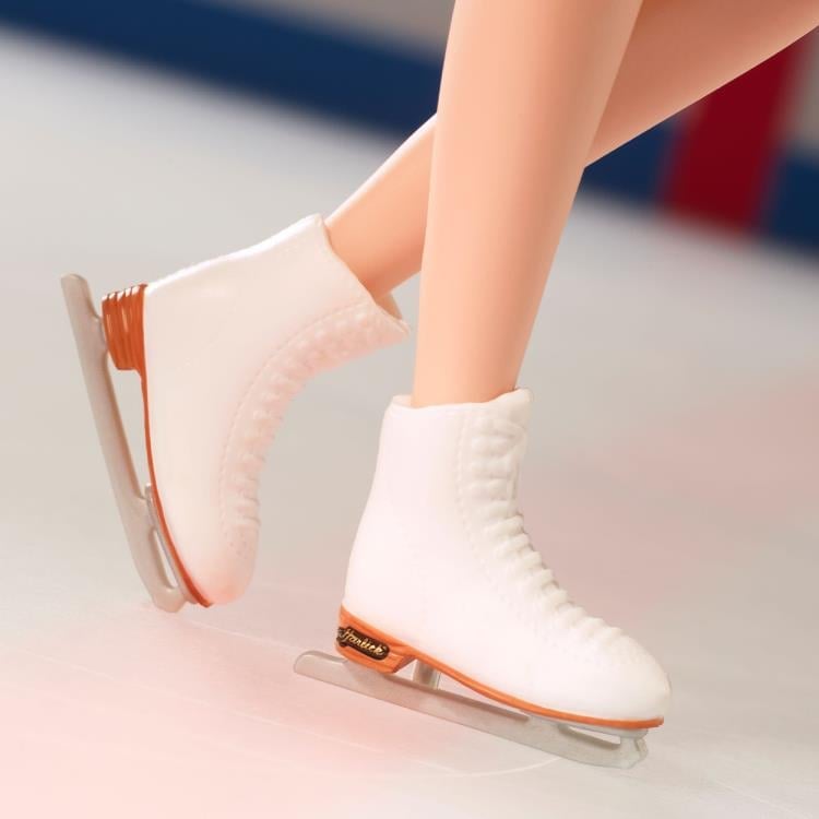 Barbie Inspiring Women Series Kristi Yamaguchi Gallery Image 7